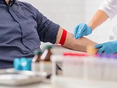 Phlebotomy-Tech-patient-being-prepped-for-blood-to-be-drawn-1-copy